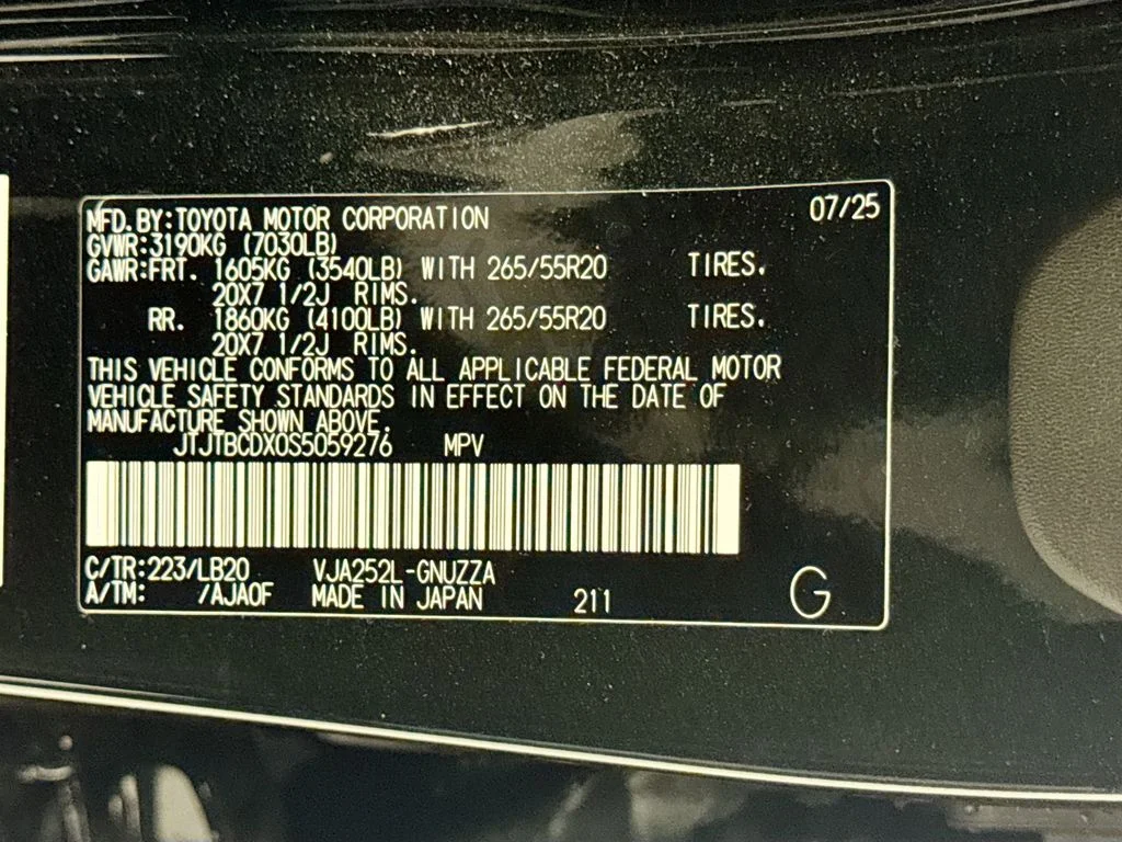 Used 2025 Black Lexus 550 Premium+ image 32