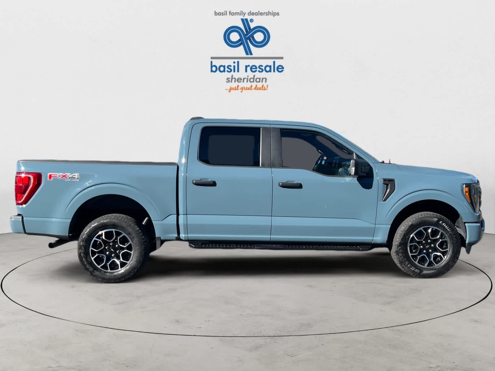 Used 2023 Area 51 Blue Ford XL image 6