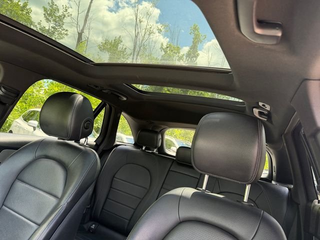 Used 2019 Polar White Mercedes-Benz GLC 300 image 6