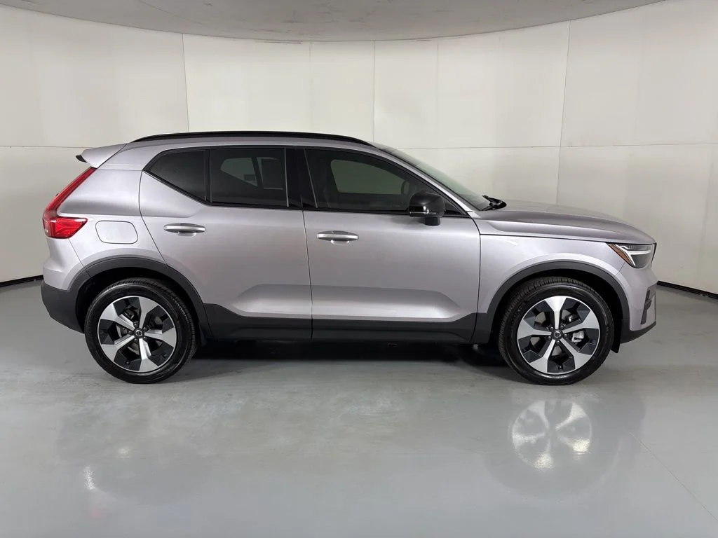 New 2026 Aurora Blue Volvo Core image 9