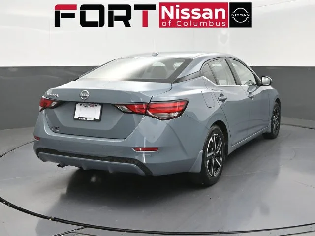 Used 2025 Gray Nissan SV image 6