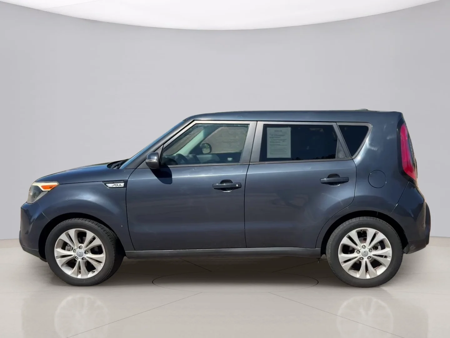 Used 2014 Blue Kia GLS+ image 2