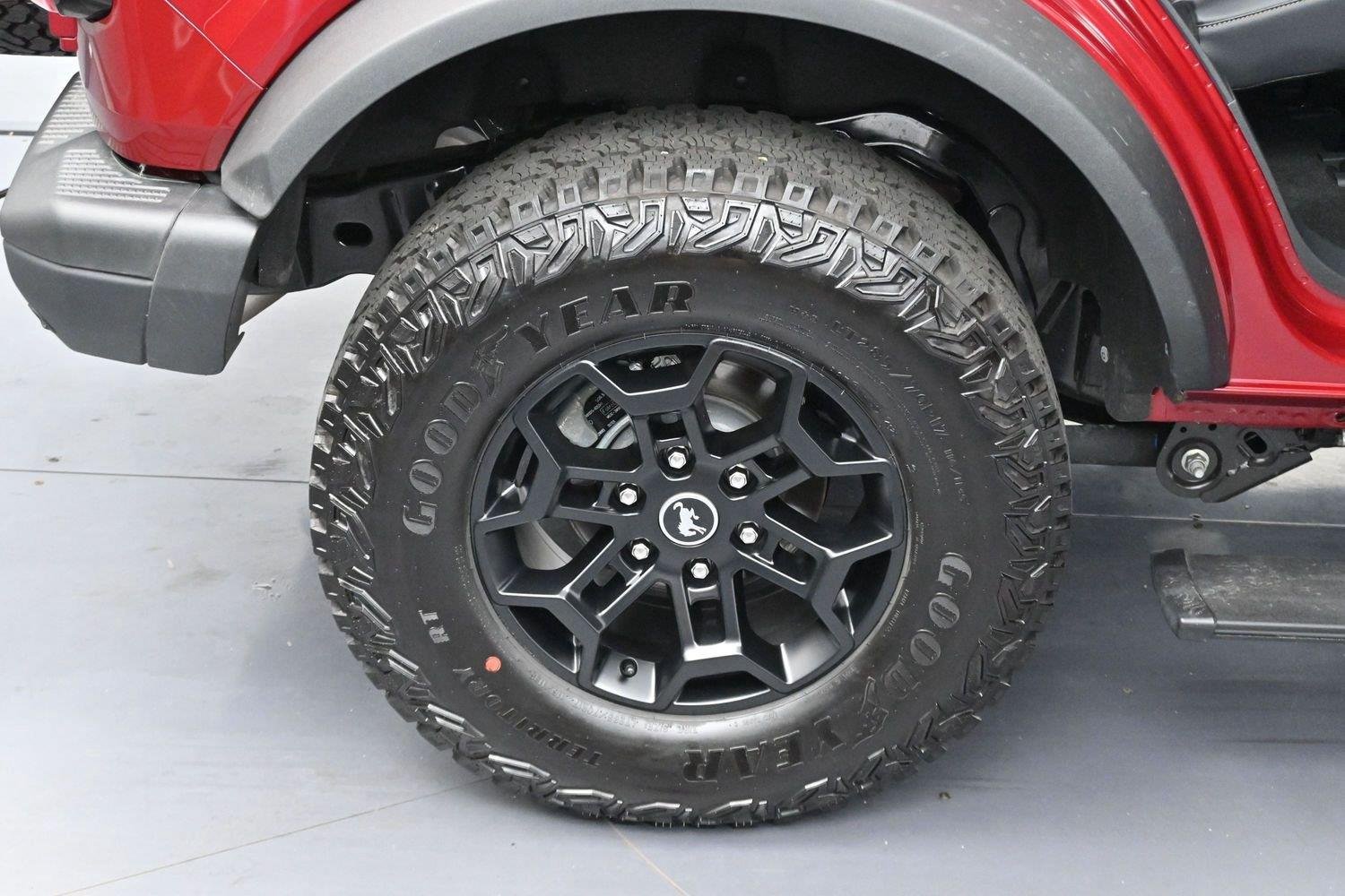 Used 2026 Ruby Red Metallic Tinted Clearcoat Ford Badlands image 36