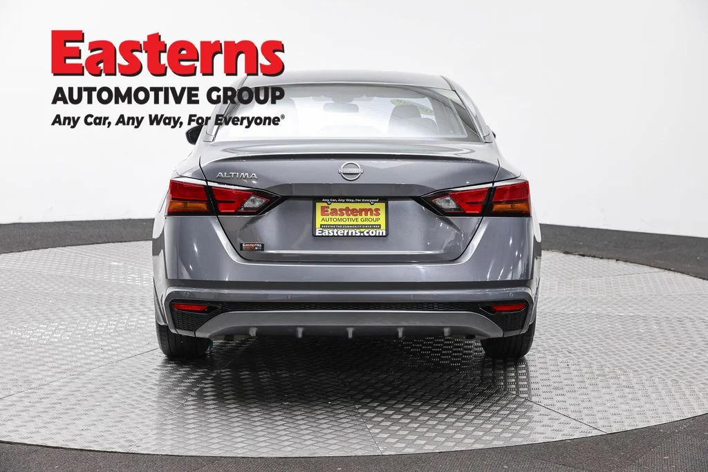 Used 2024 Gray Nissan 2.5 S image 6