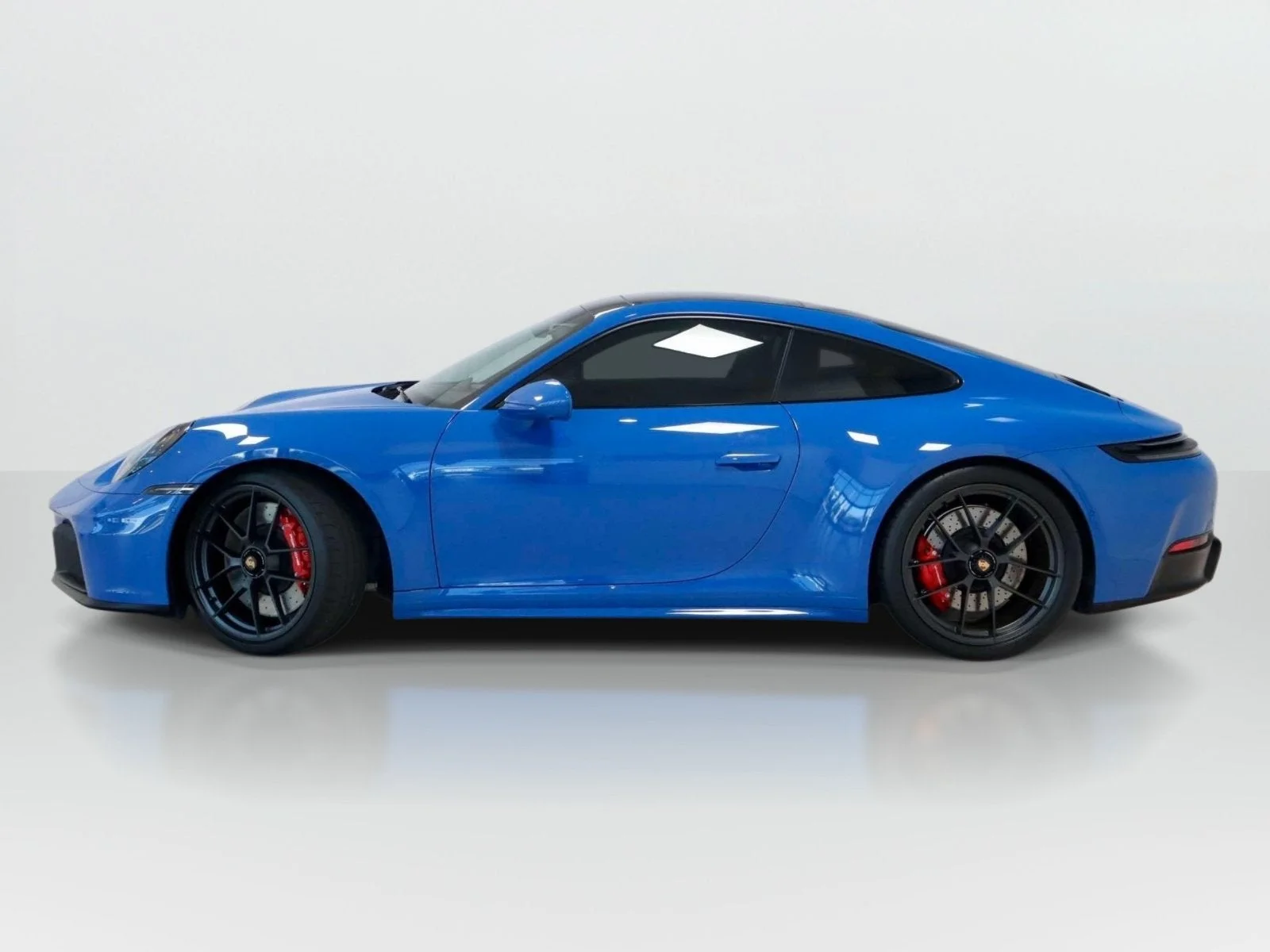 Used 2025 Lugano Blue Porsche Carrera GTS image 2