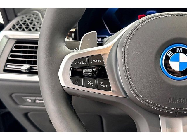 New 2026 Carbon Black Metallic BMW xDrive50e image 13