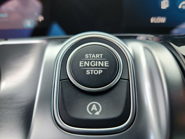 New 2026 Mountain Grey Metallic Mercedes-Benz GLB 35 AMG® image 25