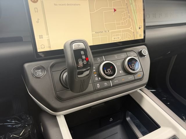 New 2026 Fuji White Land Rover X-Dynamic SE image 24