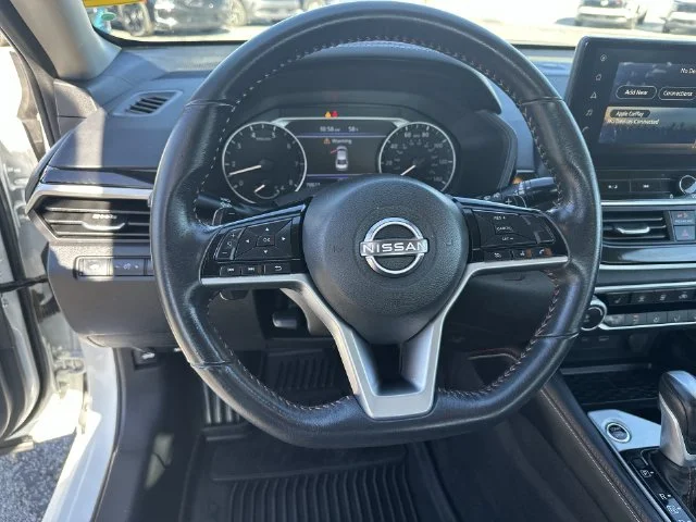 Used 2023 White Nissan 2.5 SR image 20