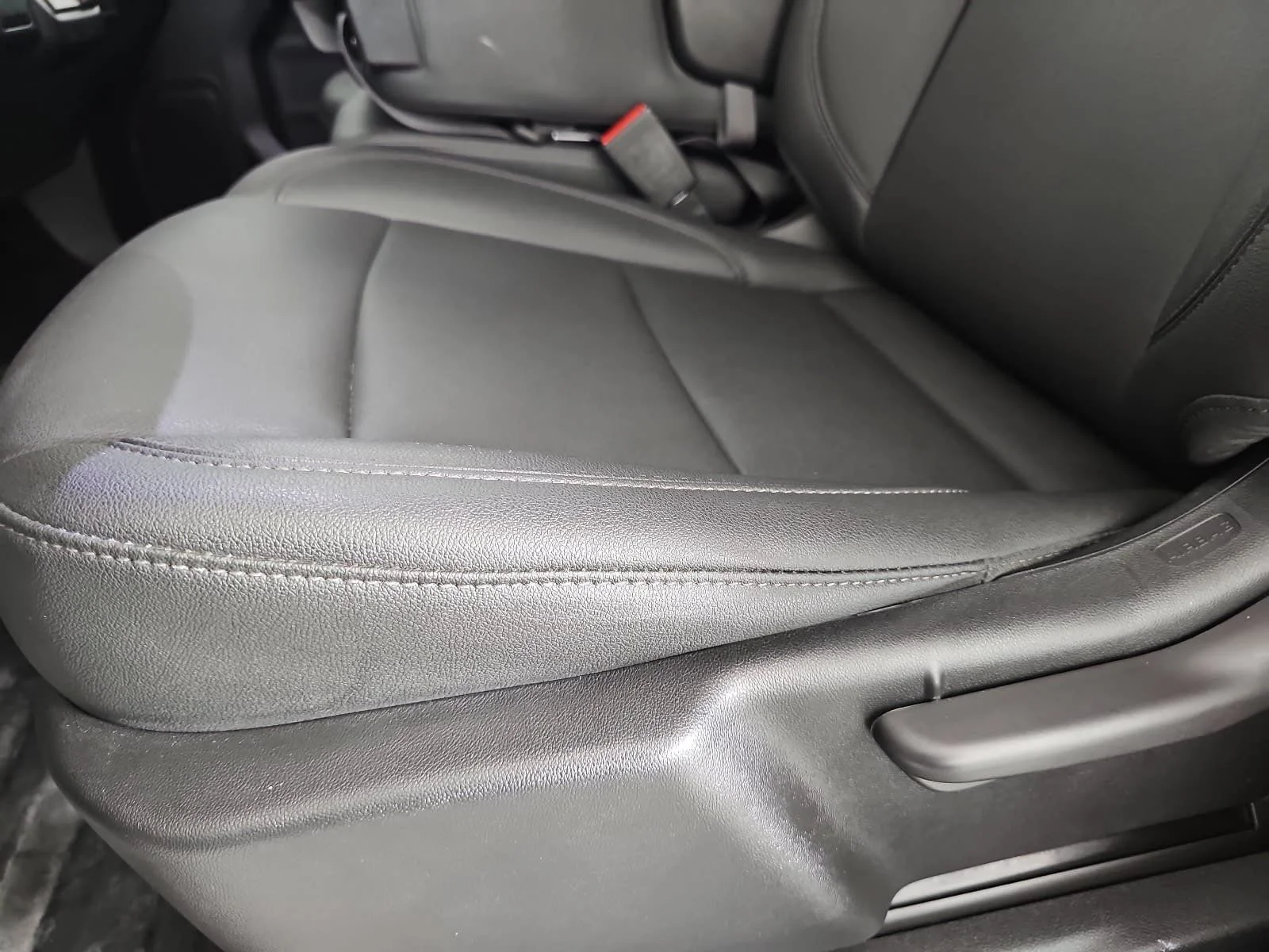 Used 2023 White Chevrolet WT image 25