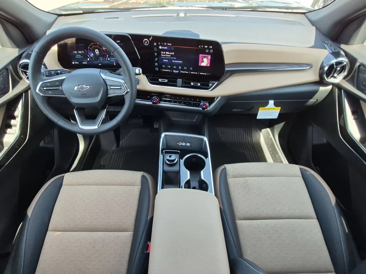 New 2027 Mosaic Black Metallic Chevrolet ACTIV image 20