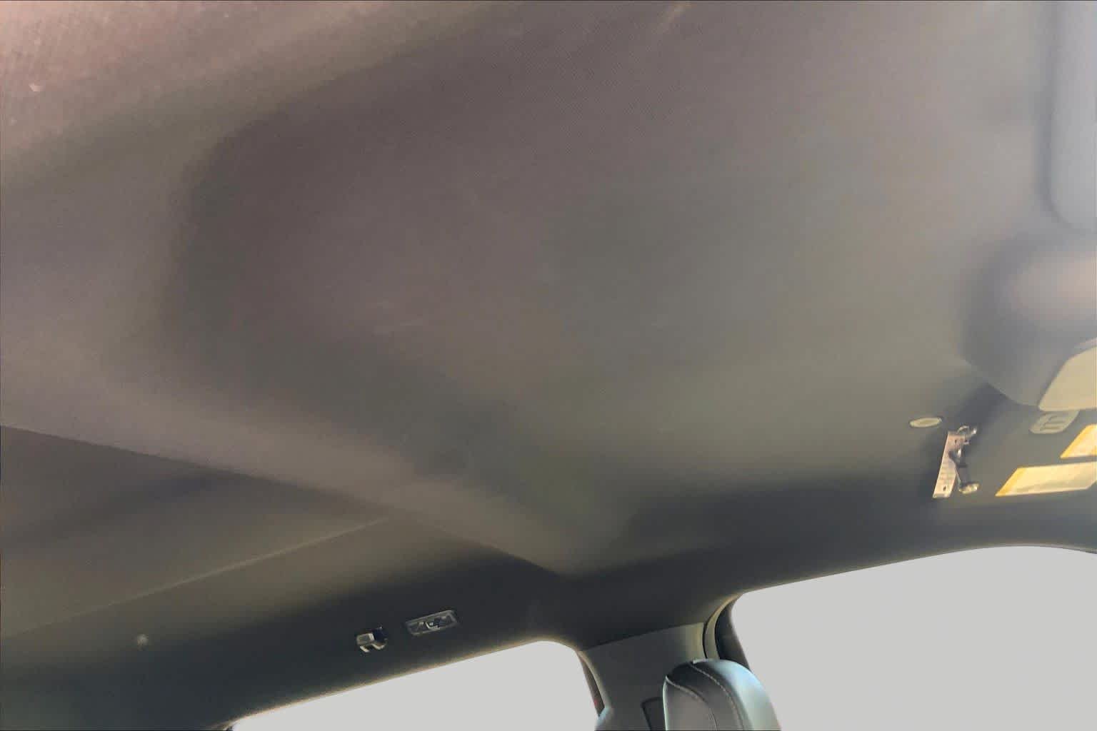 Used 2025 Agate Black Metallic Ford LARIAT image 14