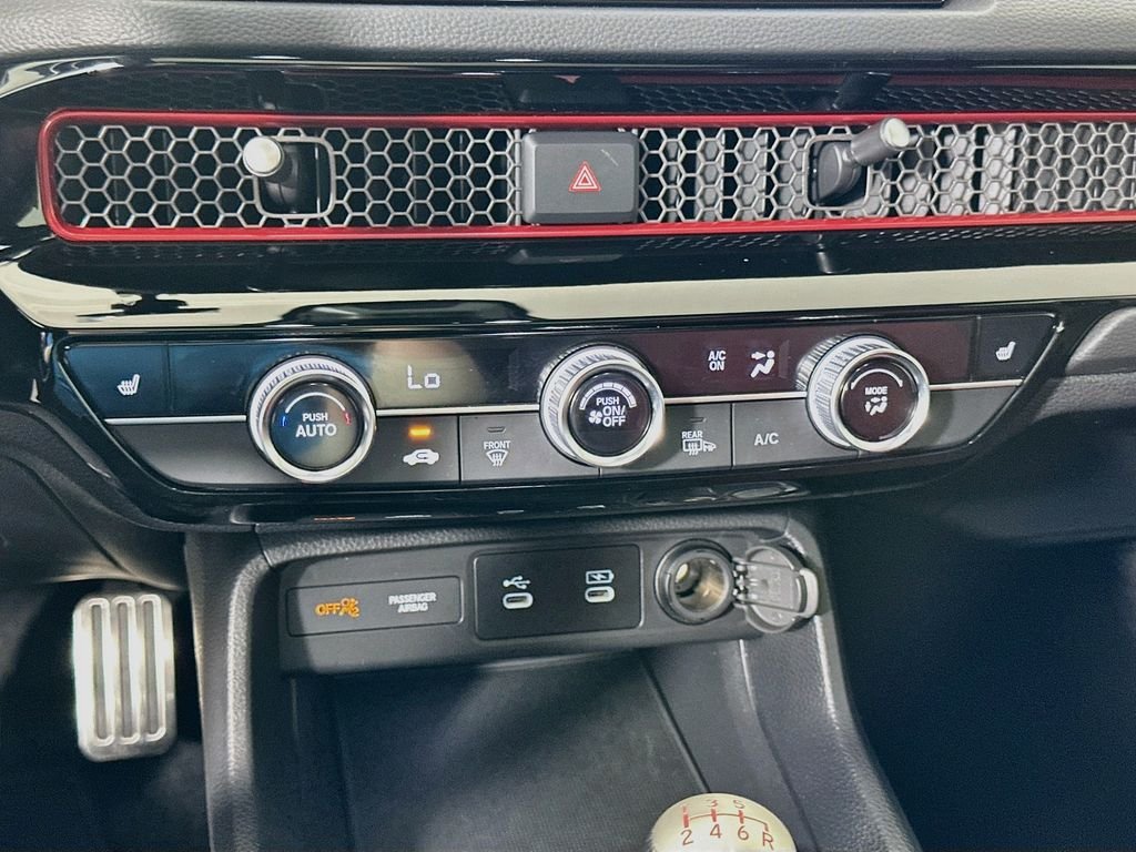 2026 Honda Civic Si - Photo 16