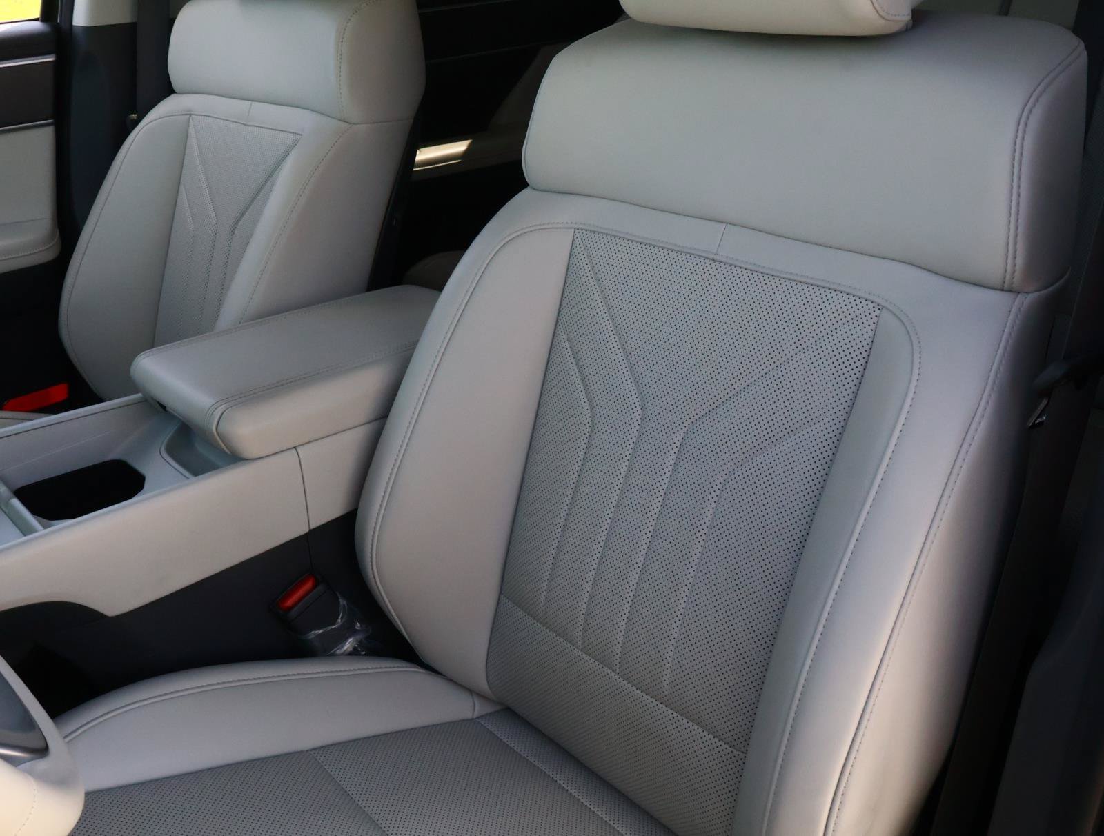 2025 Hyundai Santa Fe SEL - Photo 12