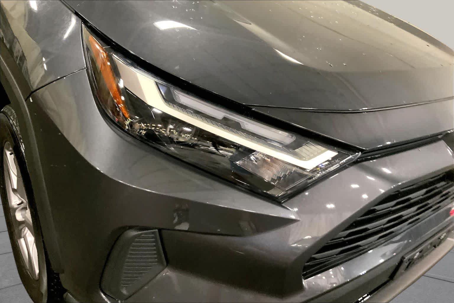 Used 2025 Magnetic Gray Metallic Toyota XLE image 28