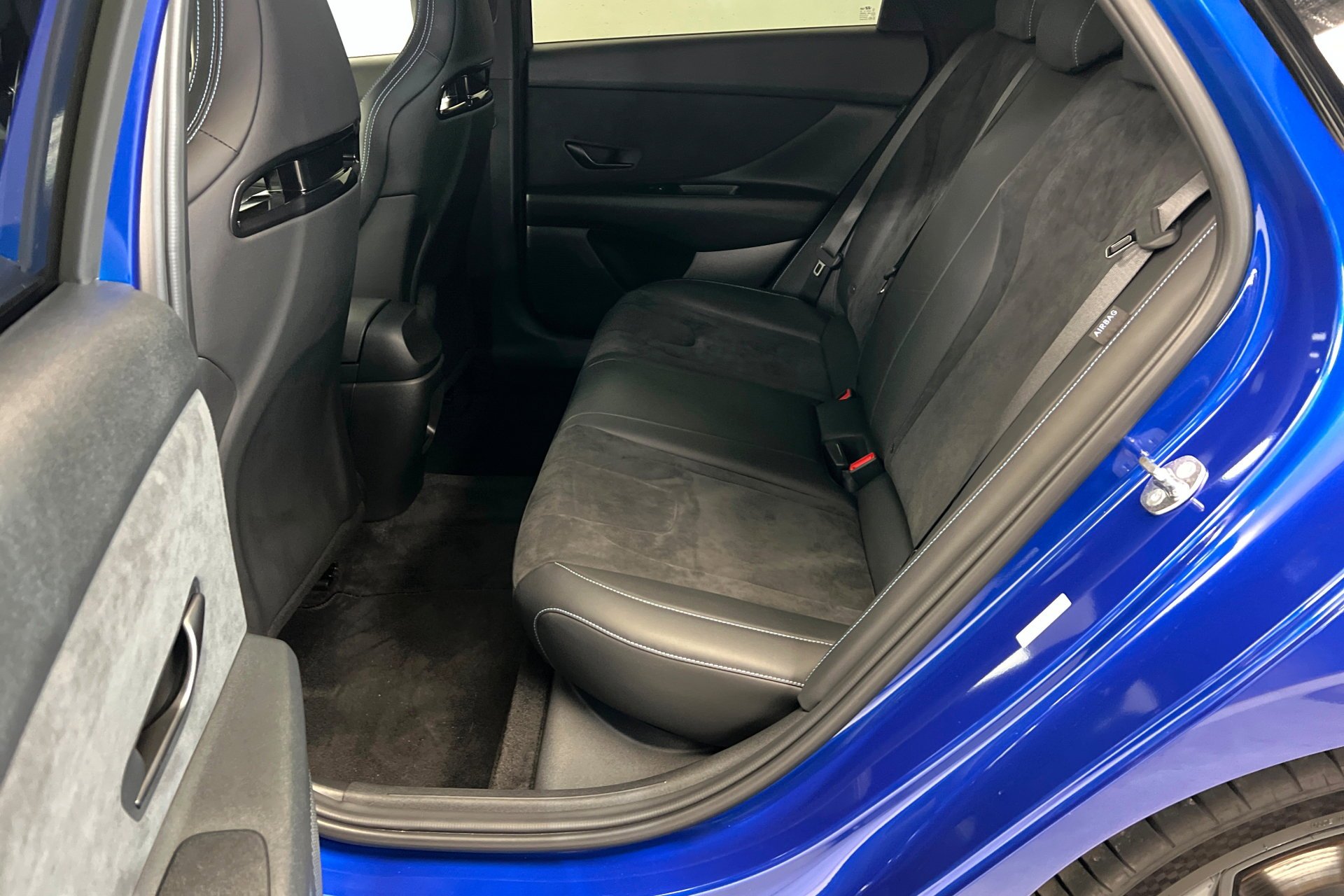 Used 2025 Intense Blue Hyundai Base image 22