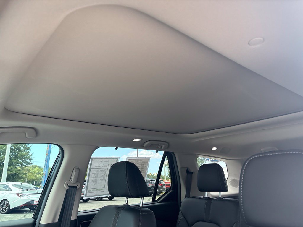 Used 2025 Black Honda Touring image 23