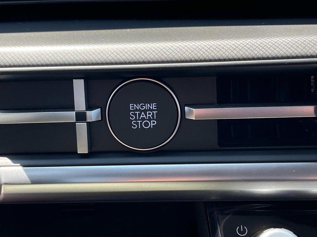 2026 Hyundai Santa Fe SE - Photo 14