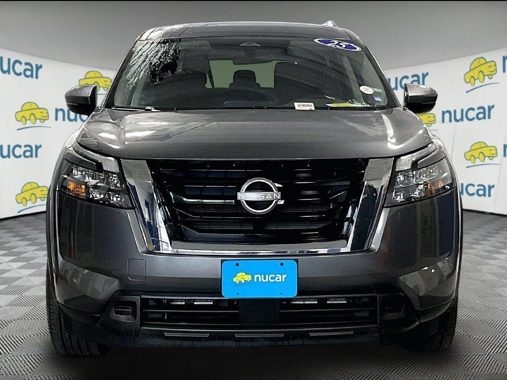 Used 2025 Gray Nissan SV image 2