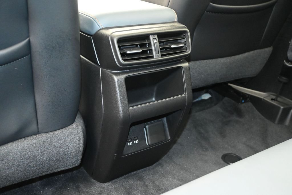 Used 2024  Honda Elite image 13