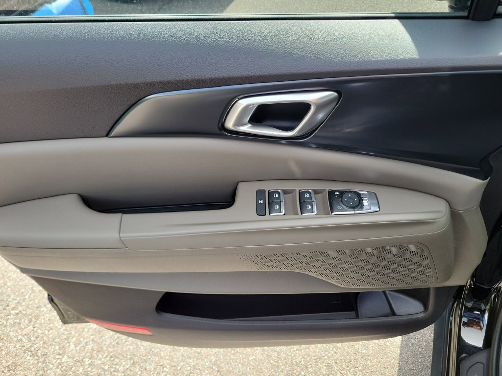 New 2026 Aurora Black Pearl Kia LXS image 19