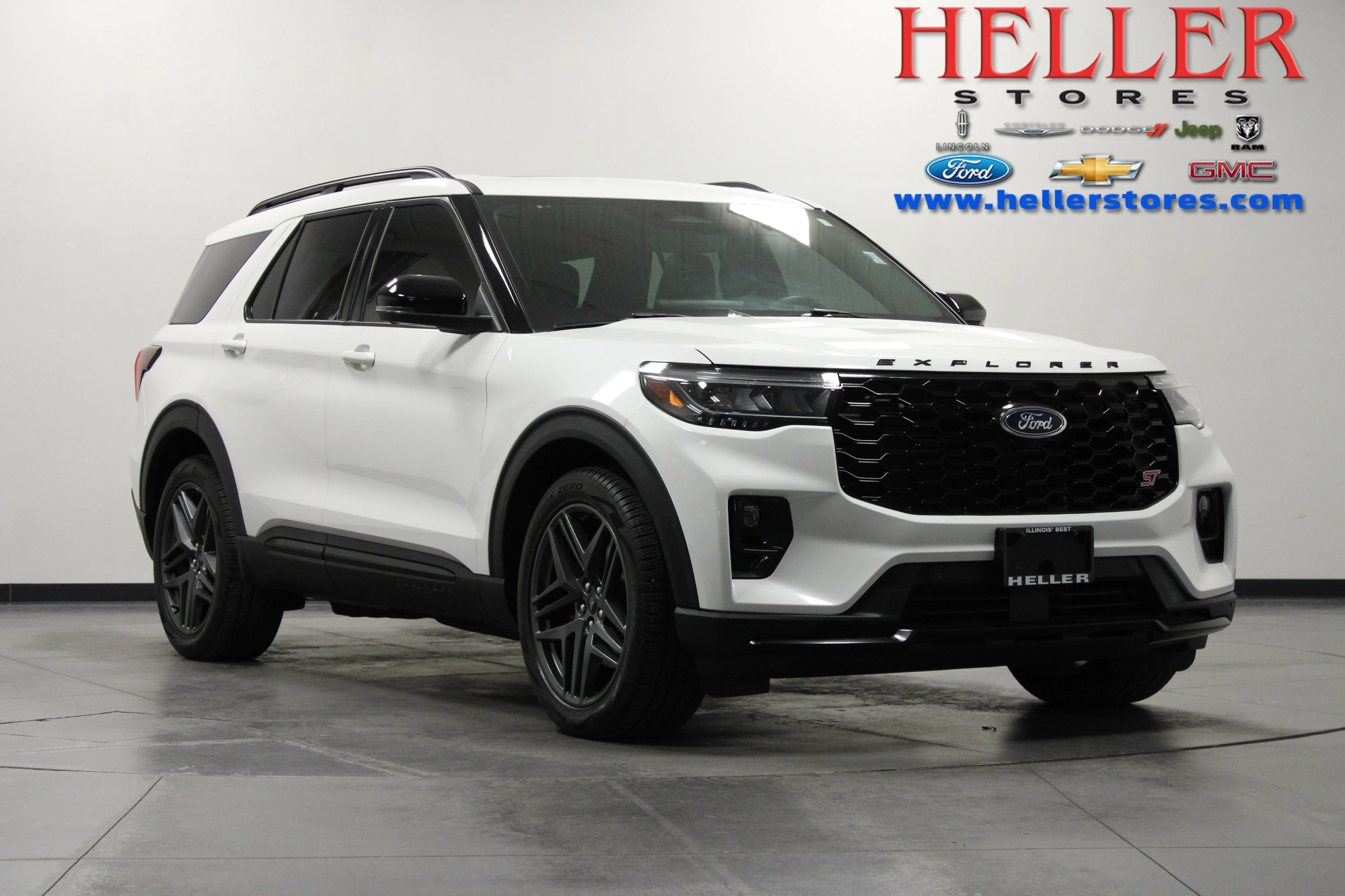 Used 2025 White Metallic Ford ST image 1
