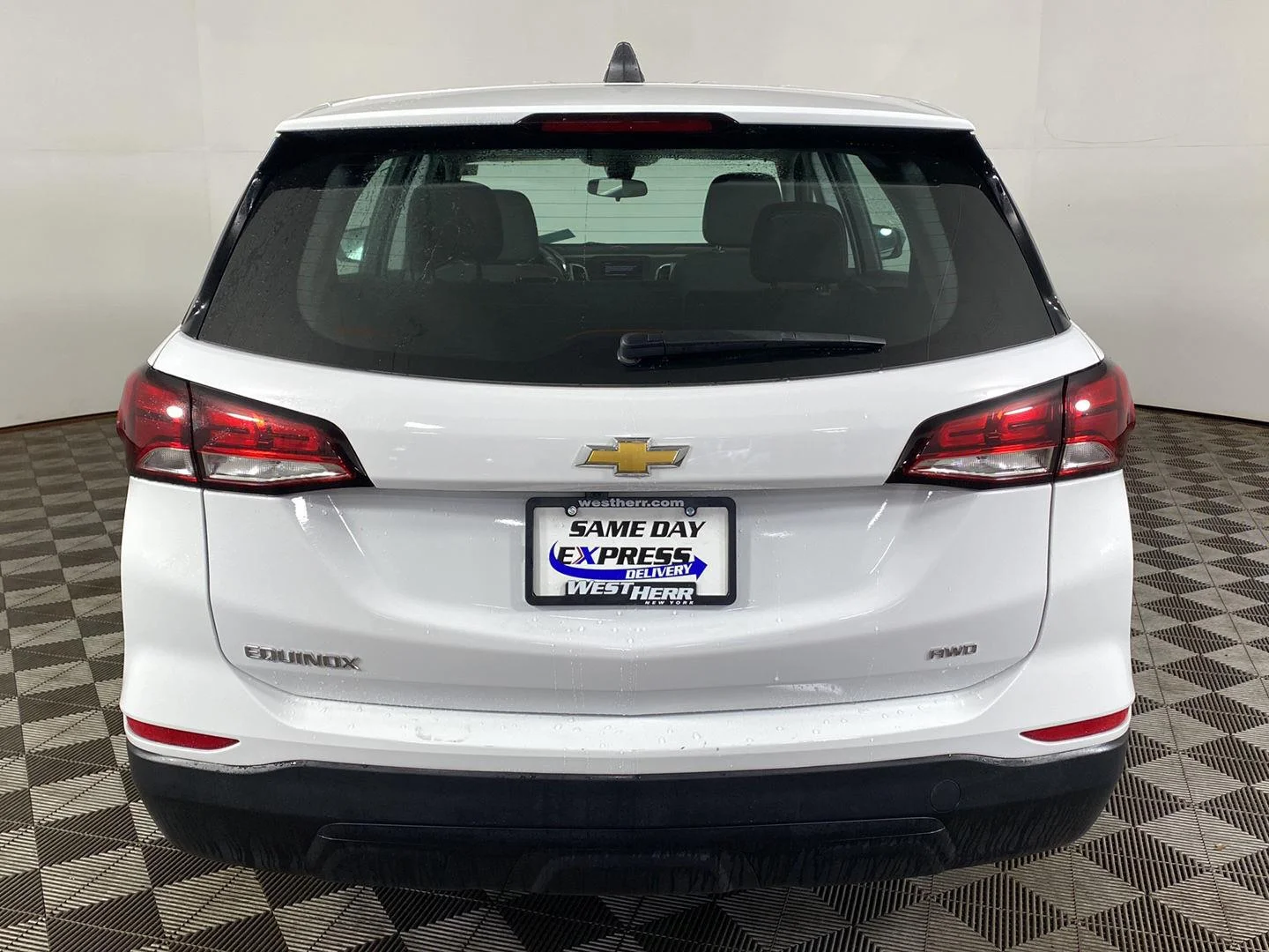 Used 2024 Summit White Chevrolet LS image 8