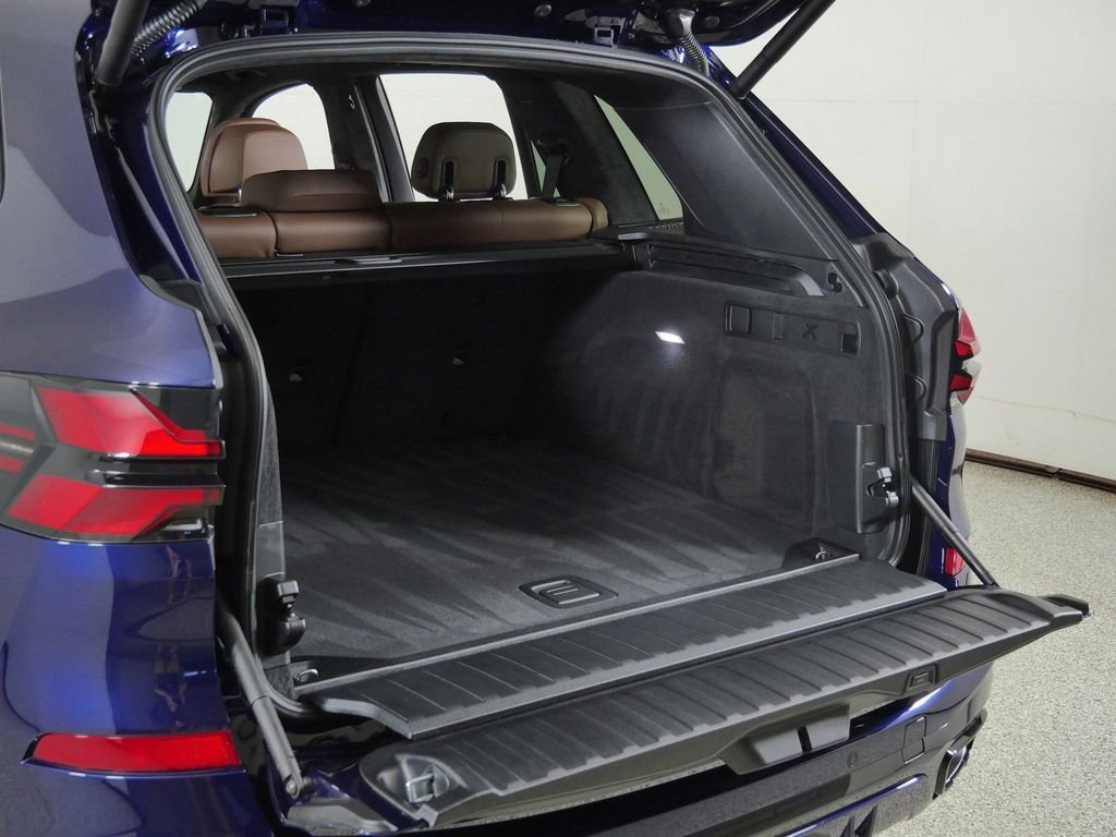 New 2026 Tanzanite Blue II Metallic BMW xDrive40i image 29