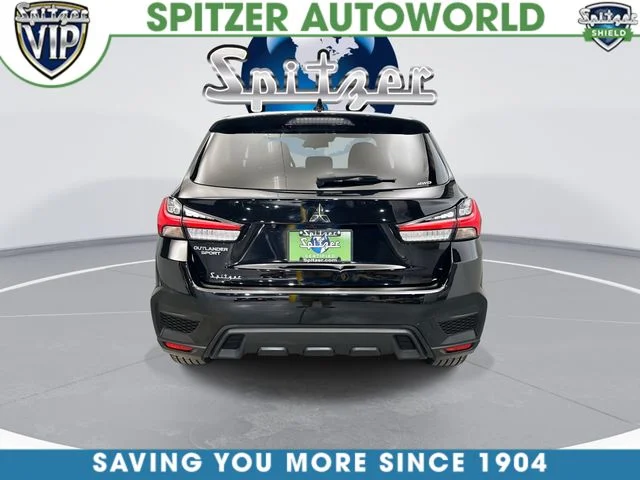 Used 2022  Mitsubishi 2.0 SE image 9