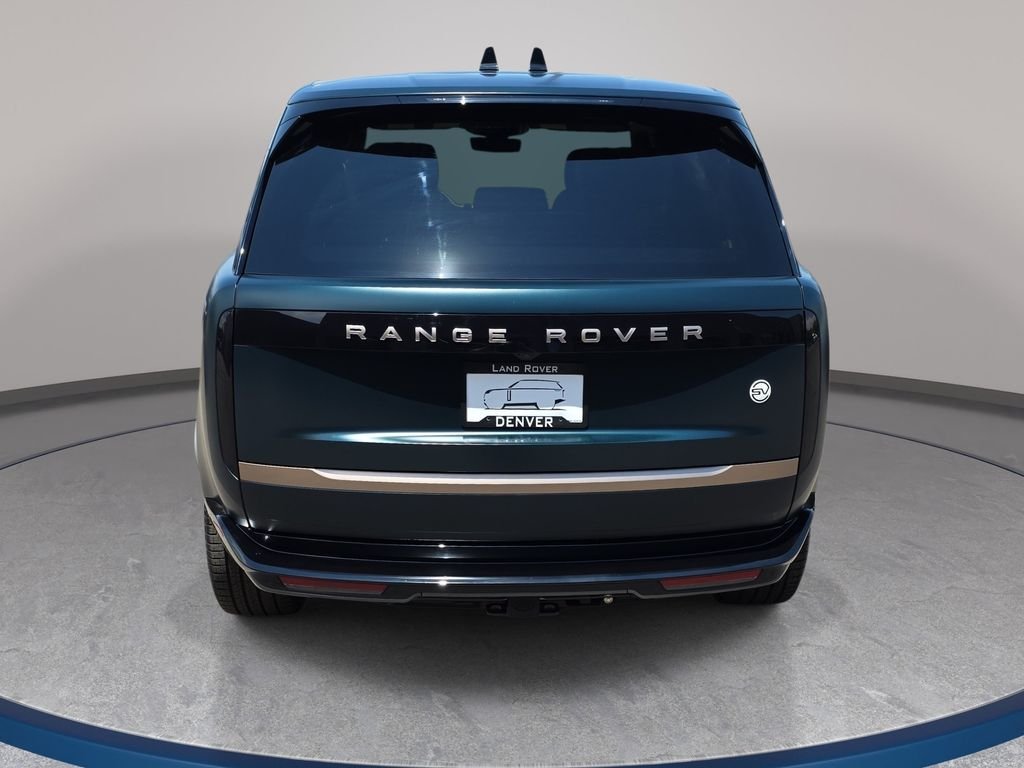 New 2026 British Racing Green Satin Land Rover SV image 6