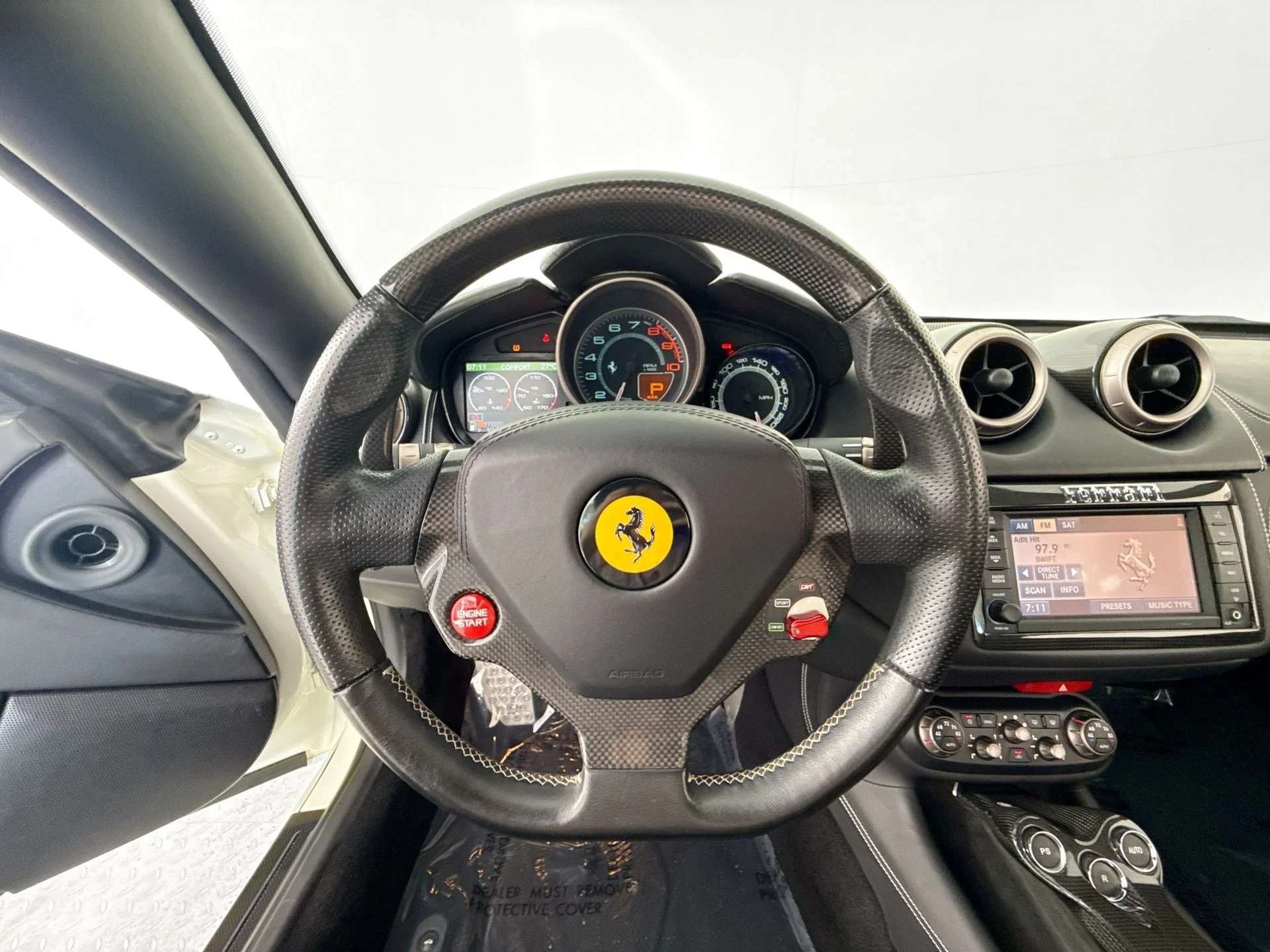 Used 2010 Bianco Avus Ferrari Base image 10