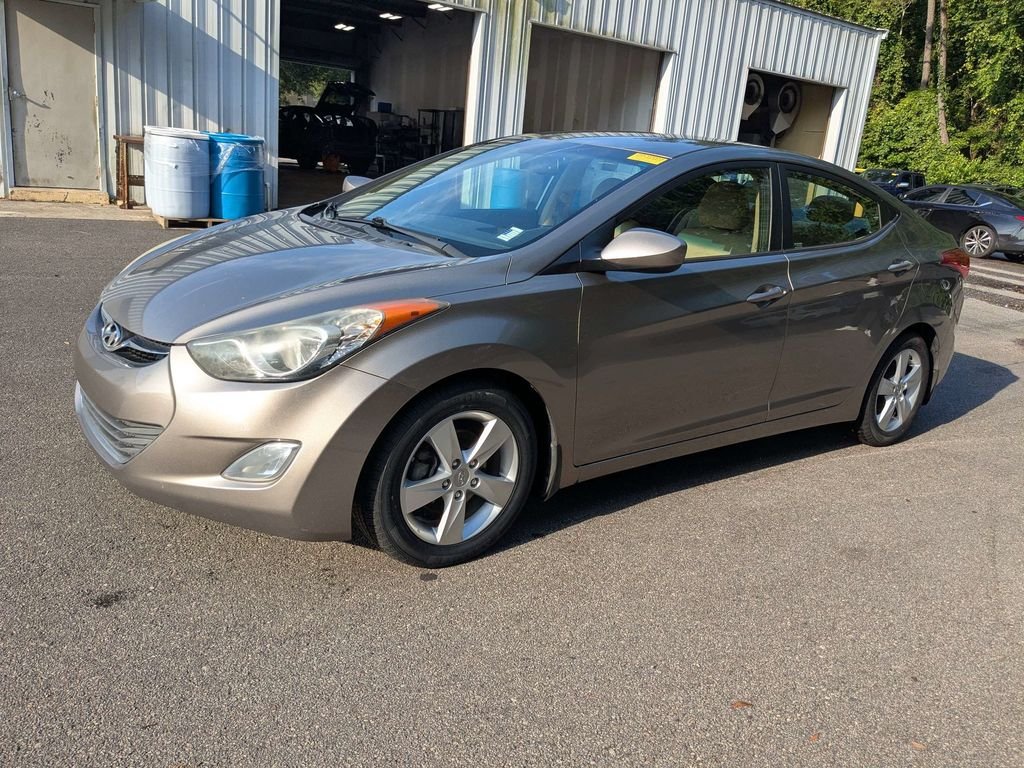 Used 2013 Brown Hyundai GLS image 8