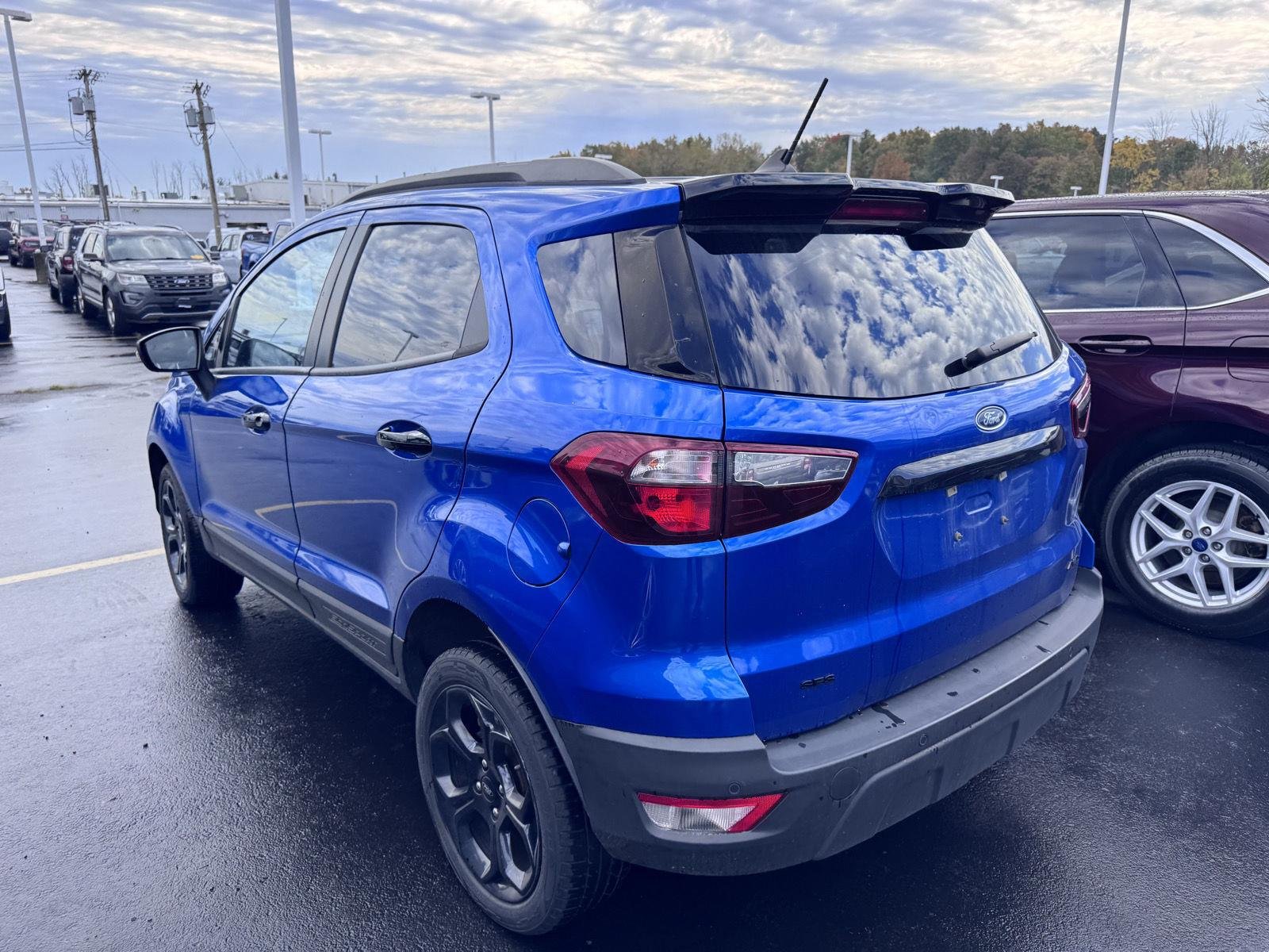 Used 2021 Lightning Blue Ford SES image 6