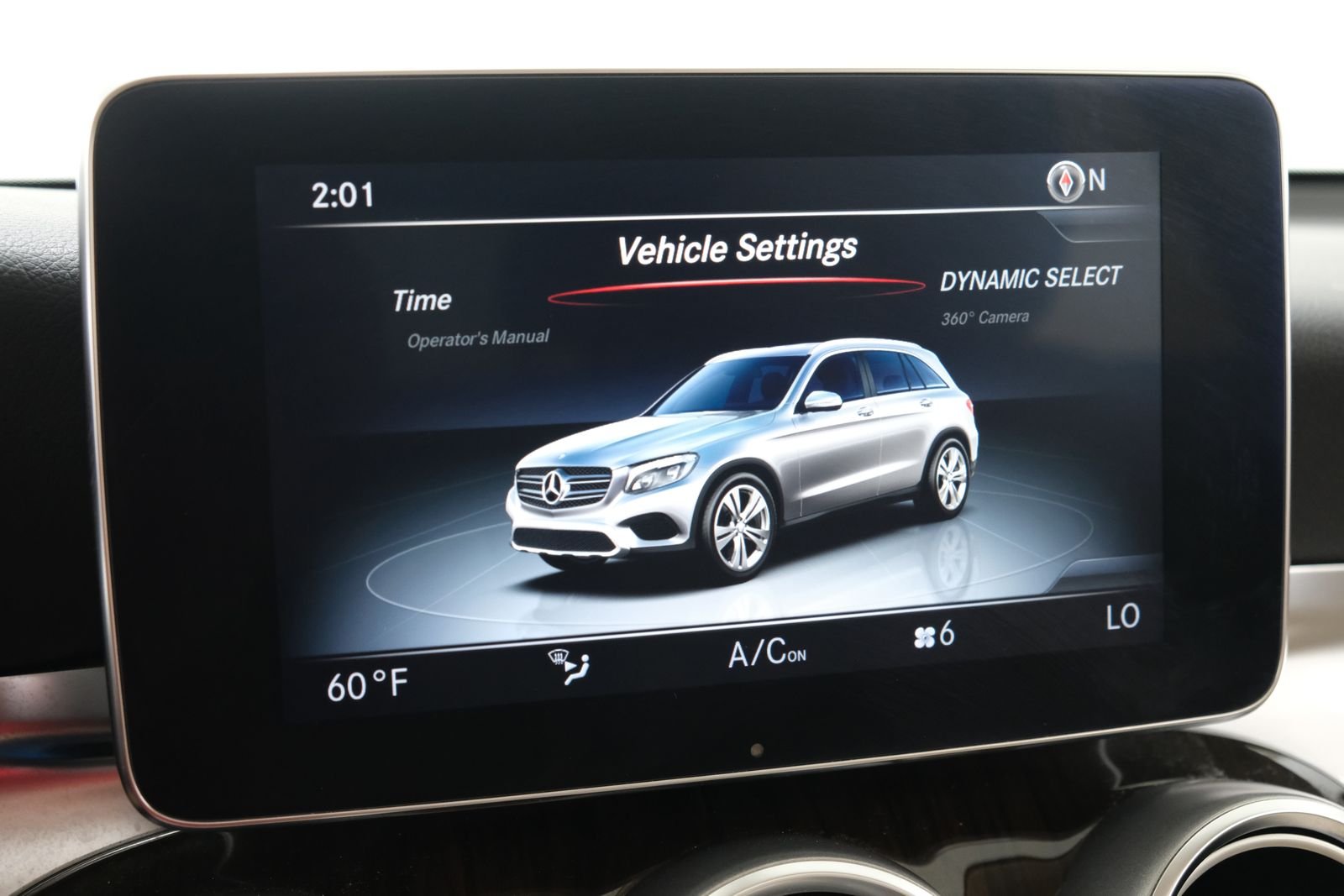 Used 2017 designo Diamond White Metallic Mercedes-Benz GLC 300 image 16
