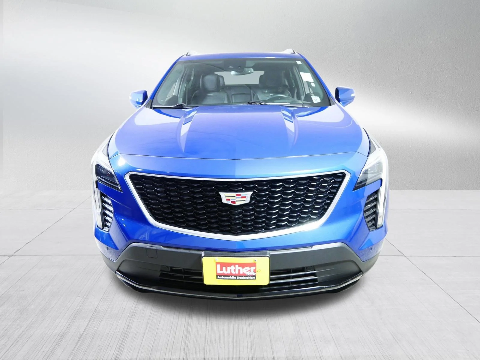 Used 2022 Cadillac XT4 Sport with VIN 1GYFZFR48NF108275 for sale in Brooklyn Center, Minnesota