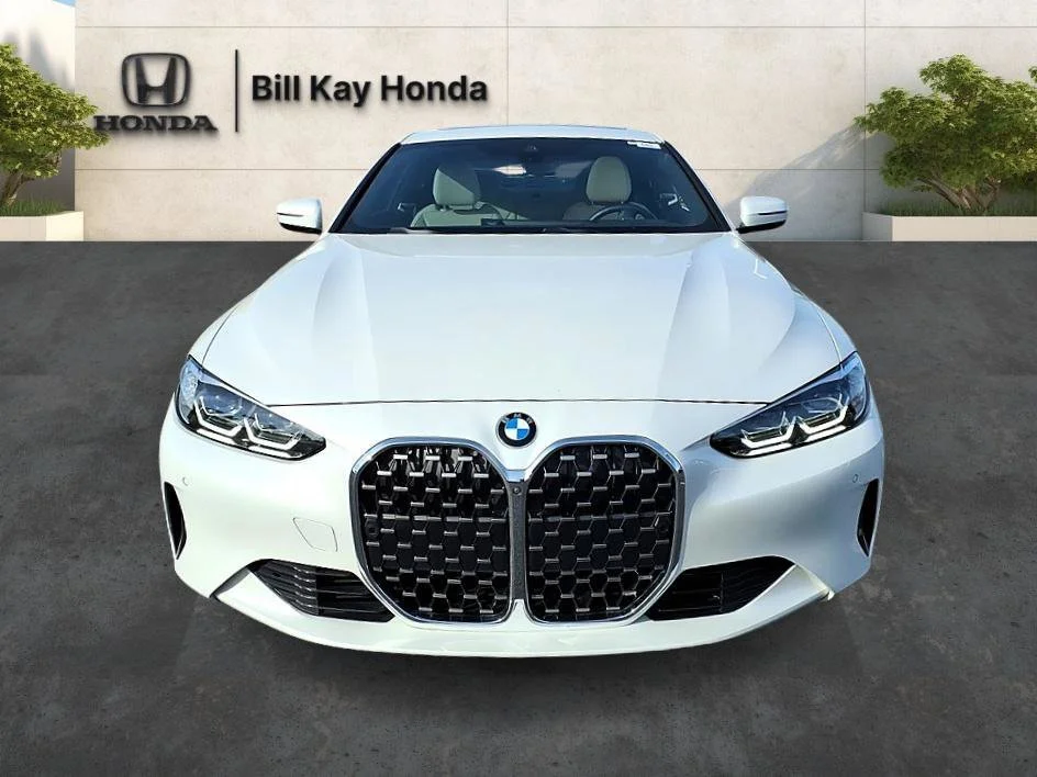 Used 2024 White BMW xDrive image 8