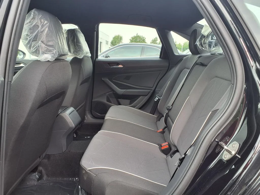 New 2026 Deep Black Pearl Volkswagen 1.5T Sport image 21