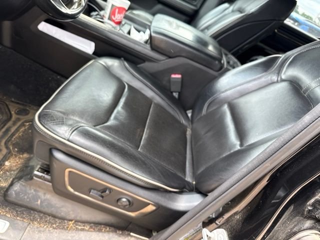 Used 2019 Diamond Black Ram Limited image 18