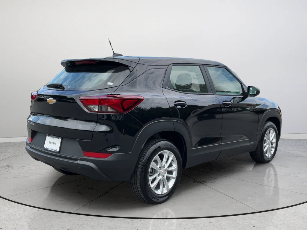 2026 Chevrolet Trailblazer LS - Photo 5