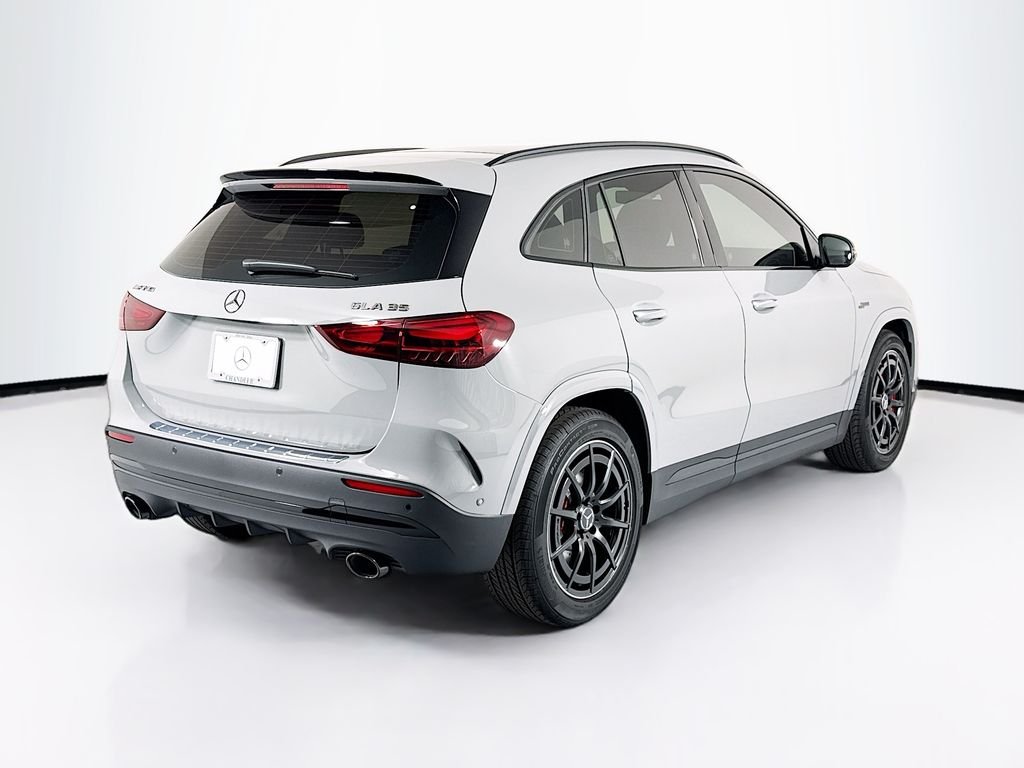New 2026 MANUFAKTUR Alpine Gray Mercedes-Benz GLA 35 AMG® image 5