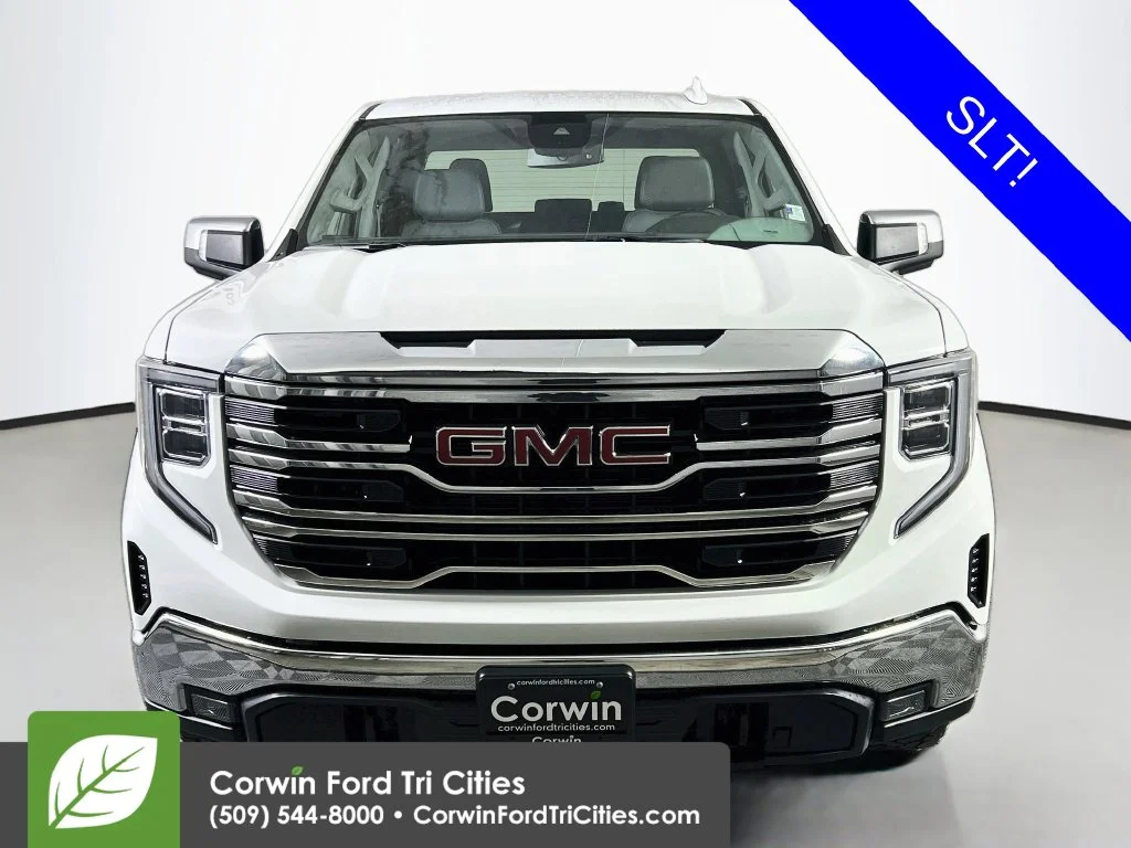 Used 2023 Summit White GMC SLT image 3