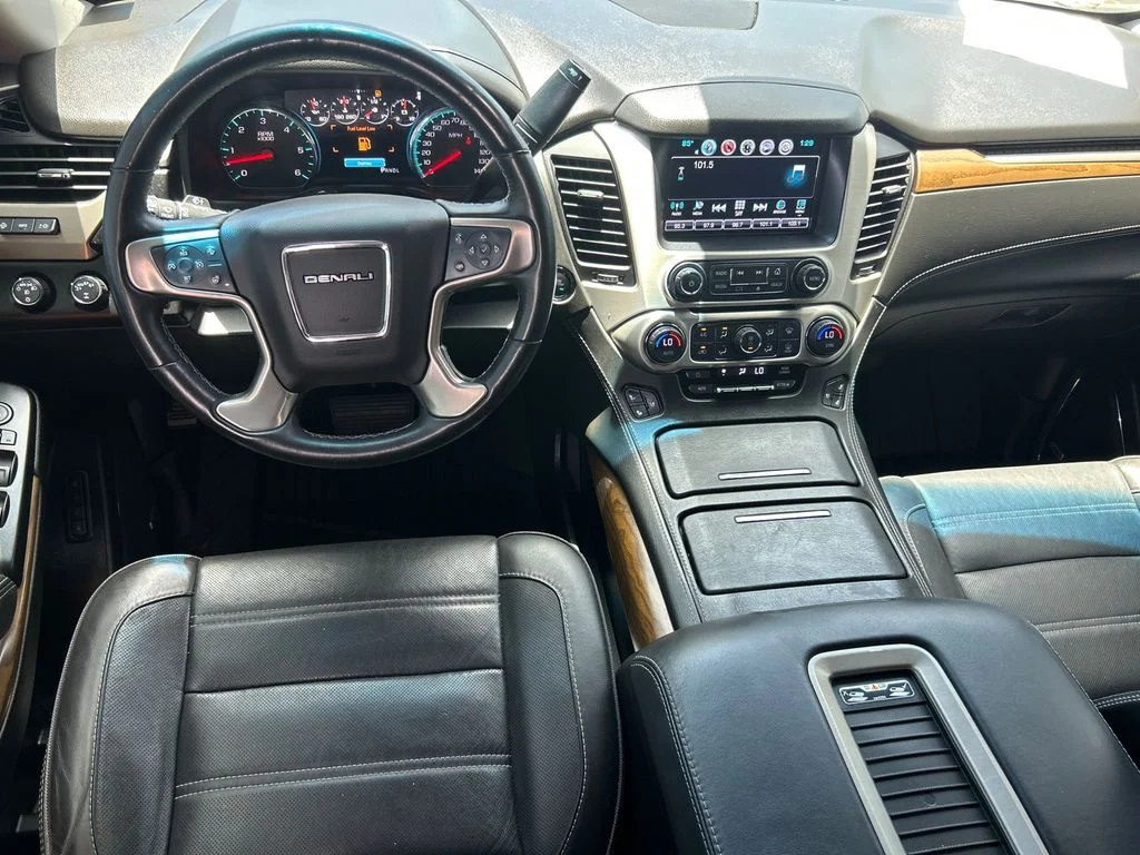 Used 2019 Gray GMC Denali image 26