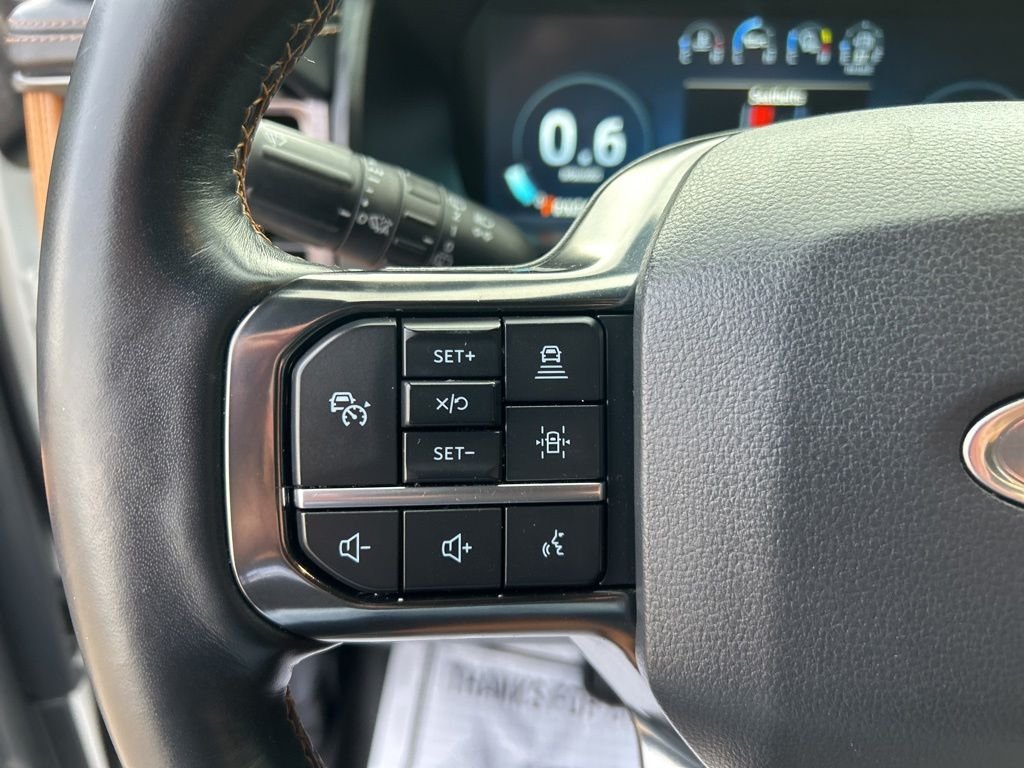 Used 2022 White Metallic Ford Platinum image 17