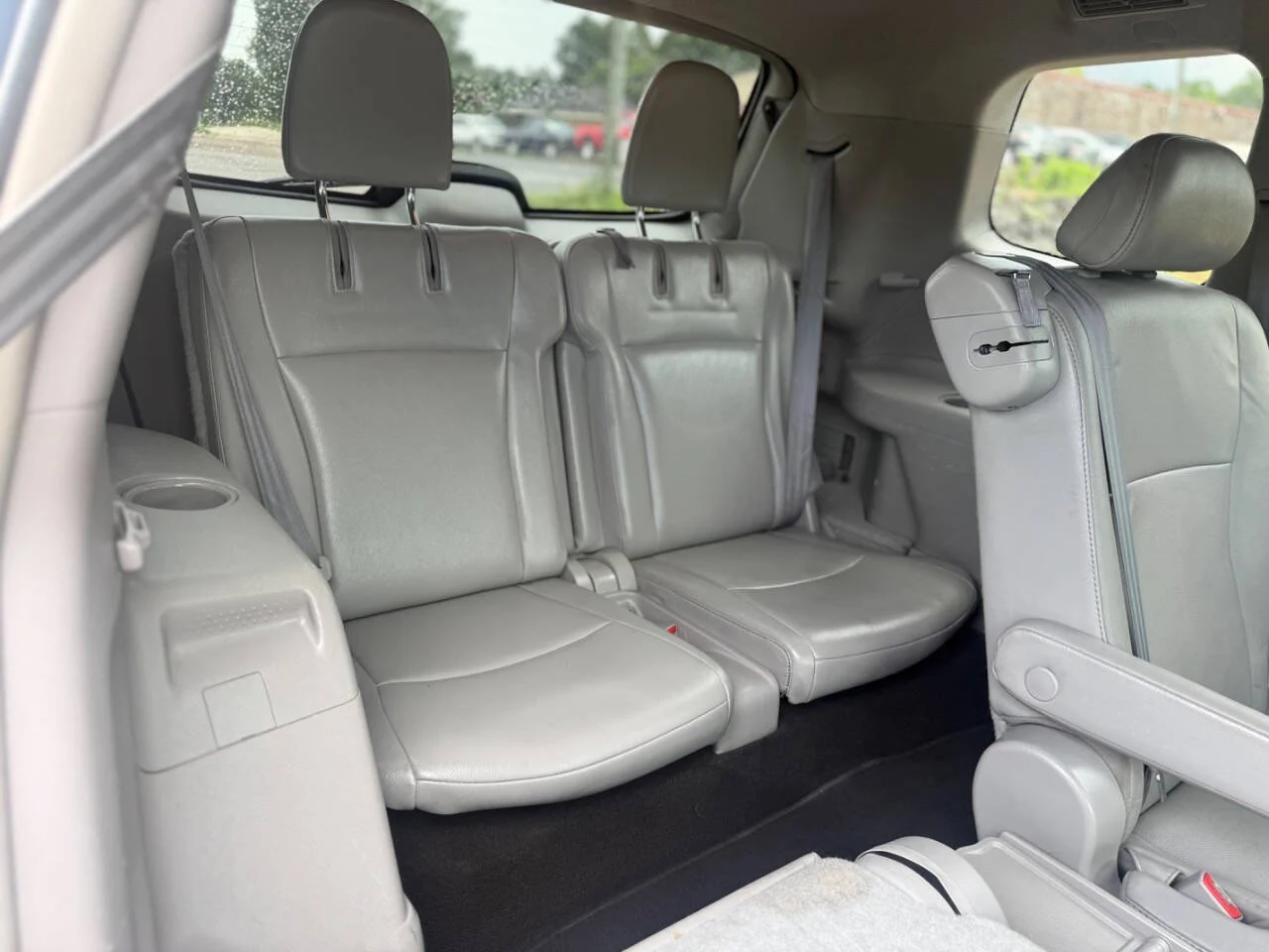 Used 2011 Blue Toyota Limited 4dr SUV image 16