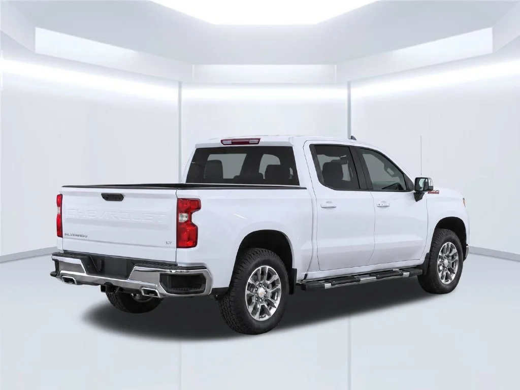 New 2026 White Chevrolet LT image 4