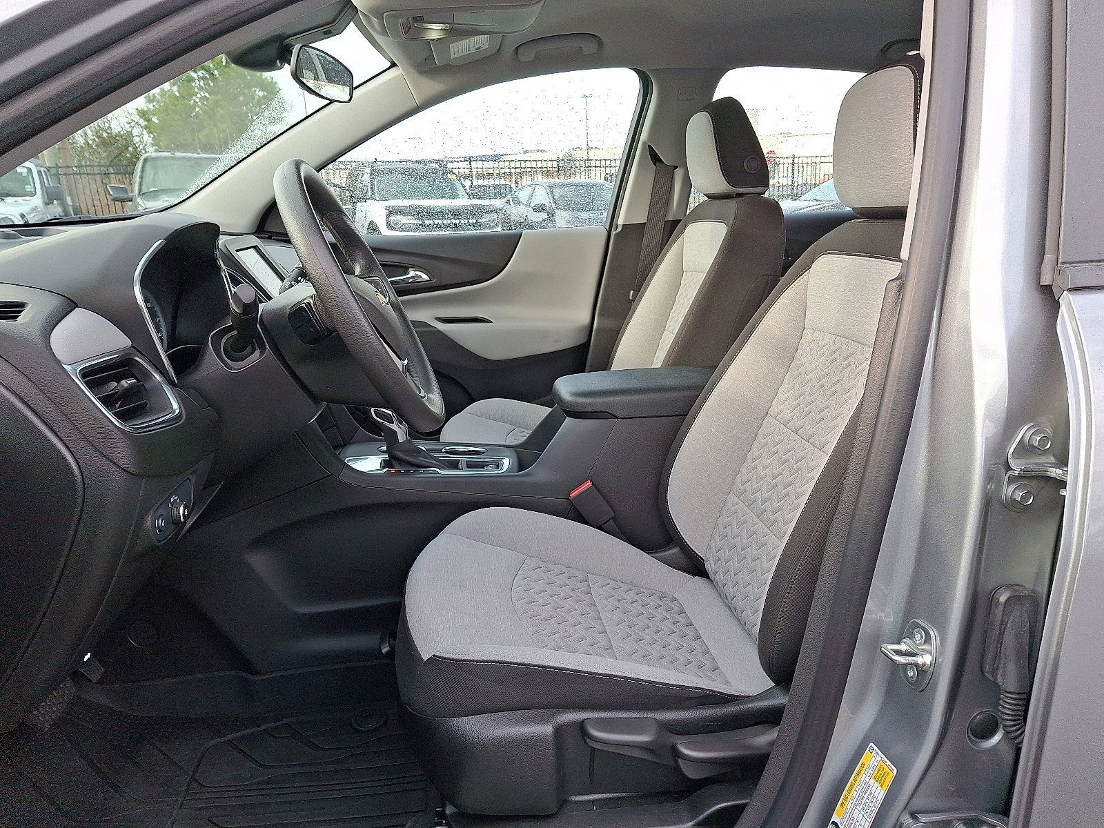 2024 Chevrolet Equinox LS - Photo 13