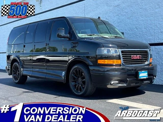 2021 GMC Savana 2500's photo