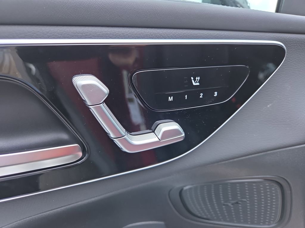 2026 Mercedes-Benz GLC Base - Photo 11