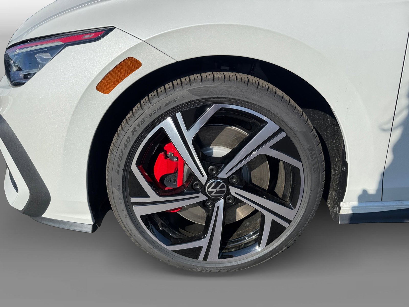 New 2026 Opal White Pearl Volkswagen SE image 9