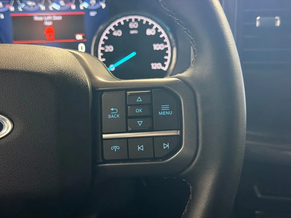 Used 2023 Gray Ford XLT image 18